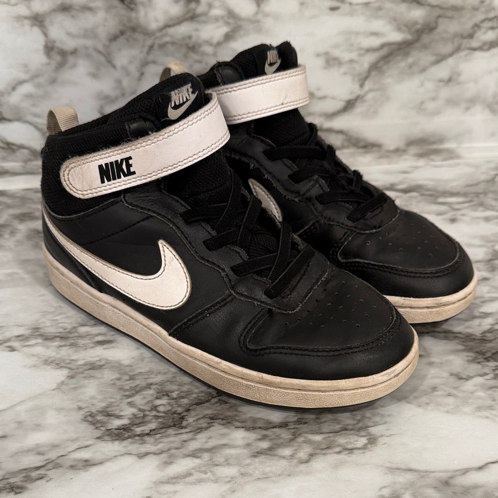 Nike Court Borough Mid 2